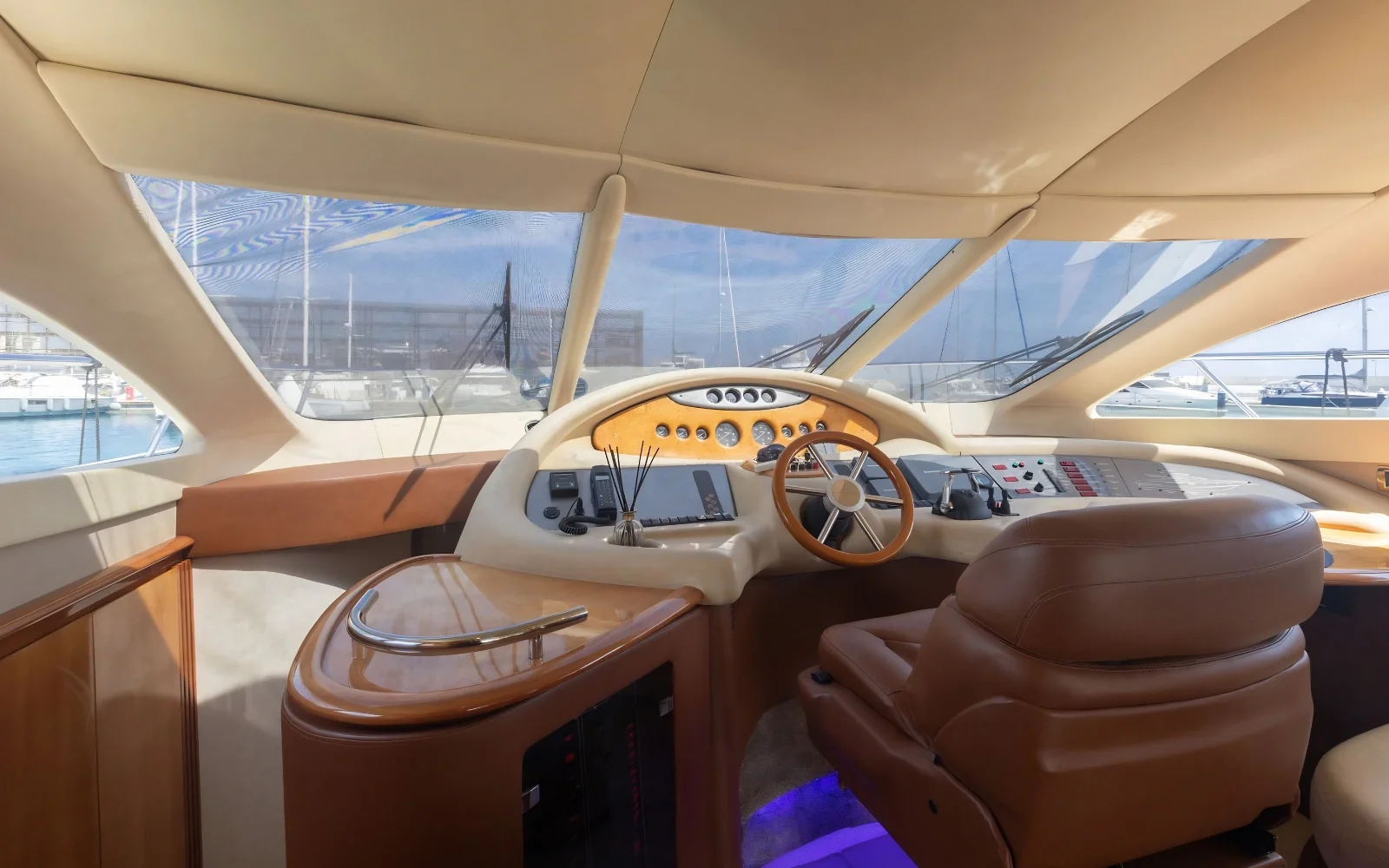 Azimut 62 7