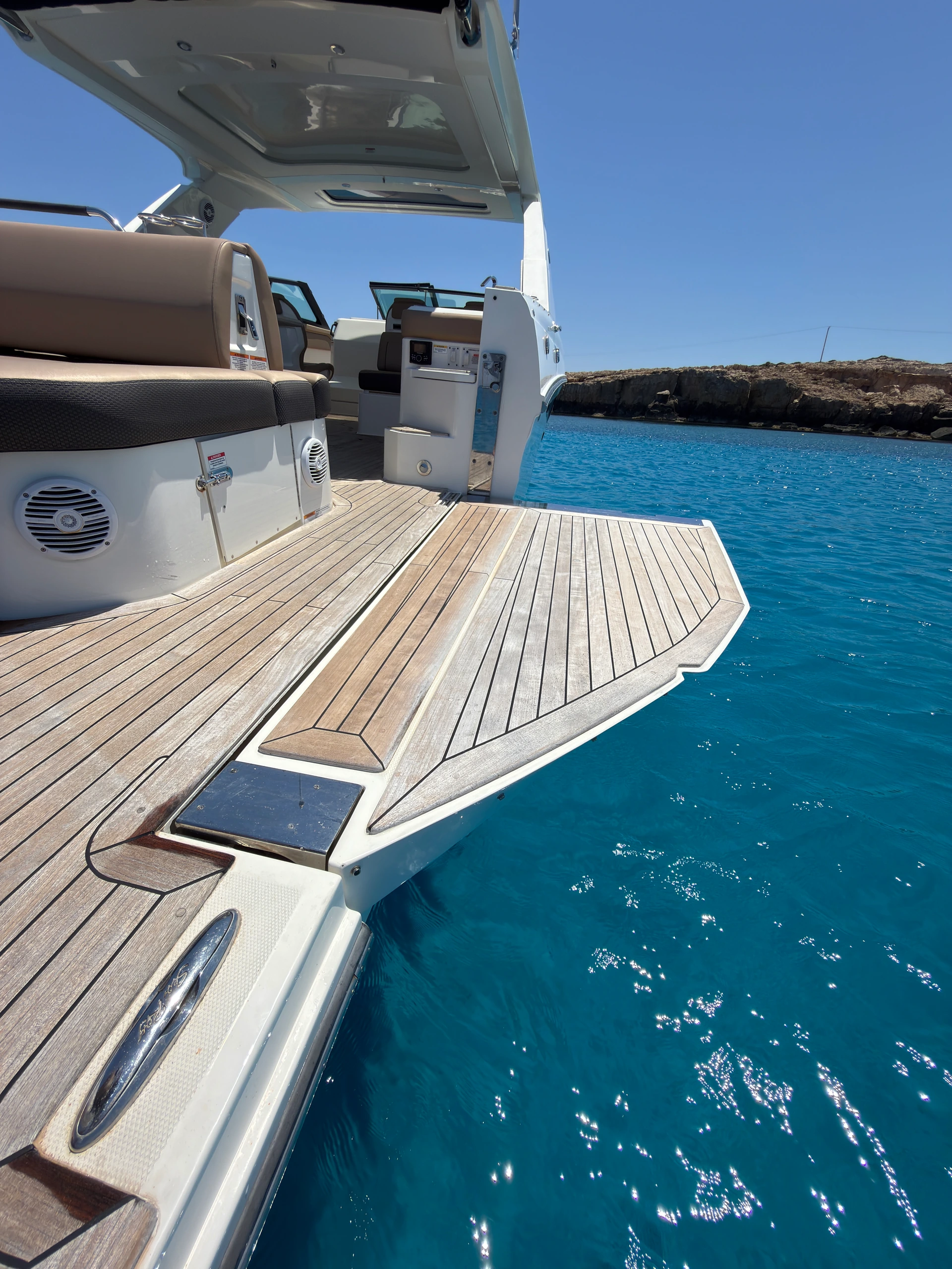 Sea Ray SLX 400 16
